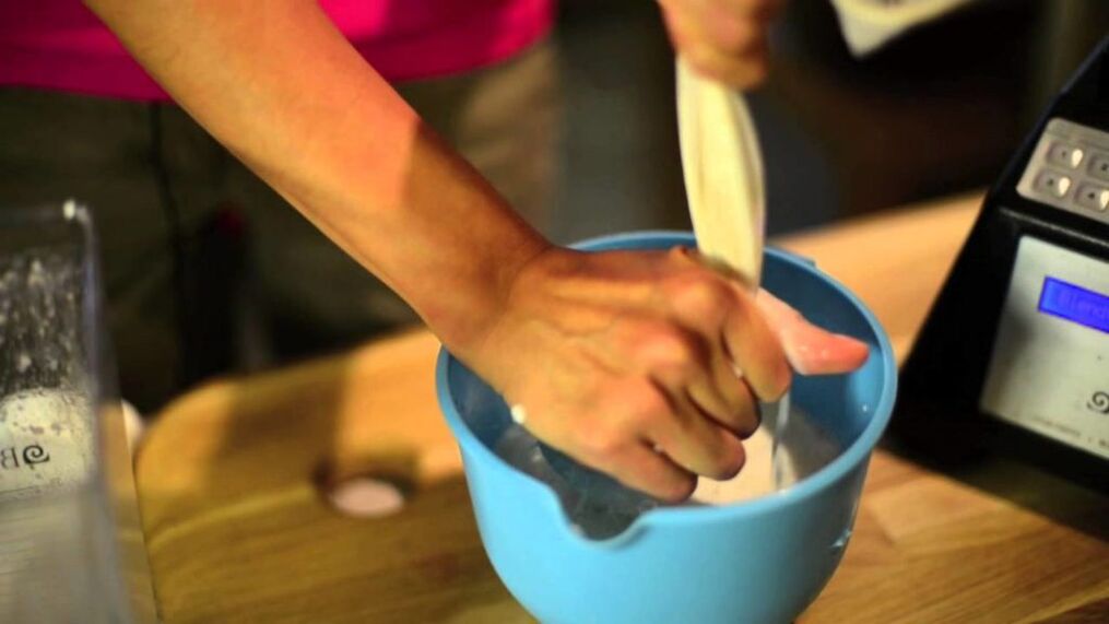 Príprava mlieka z tekvicových semien na odstránenie červov u detí